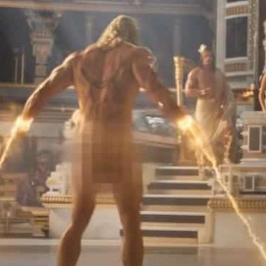 Thor: Amor e Trovão: Cris Hemsworth fala sobre cena de nudez no filme